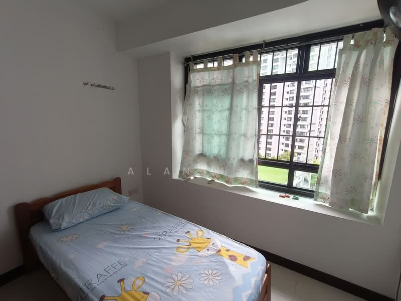 131 Jalan Bukit Merah, 131 Jalan Bukit Merah, Room Rental, 200 sqft, HDB Flat For Rent, by Alan Huy, 500092880 - Bedroom - PropertyGuru.com.sg