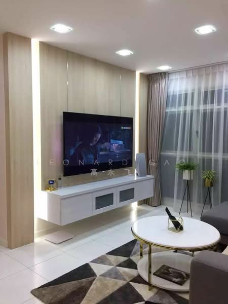 201B Punggol Field HDB Flat For Sale at S$ 718,000 | PropertyGuru Singapore - Living Room