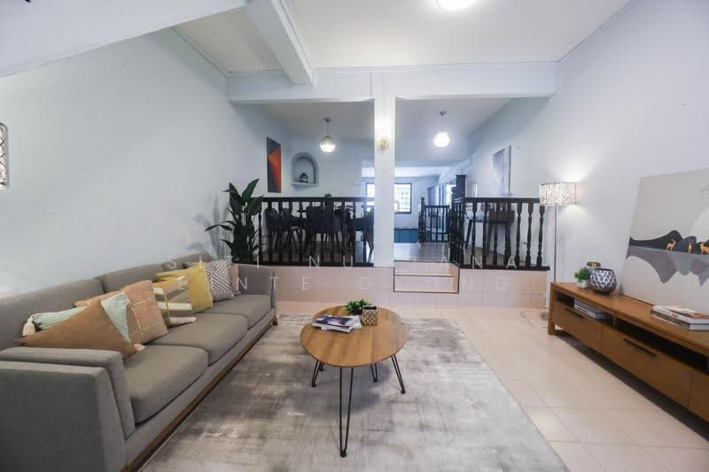 Thomson Garden Estate, Jalan Pintau, Ang Mo Kio / Bishan / Thomson, 2 Bedrooms, 1,004 sqft, Terraced House For Sale, by Siti Nurjana Binte Oyong, 500092885 - Living Room - PropertyGuru.com.sg