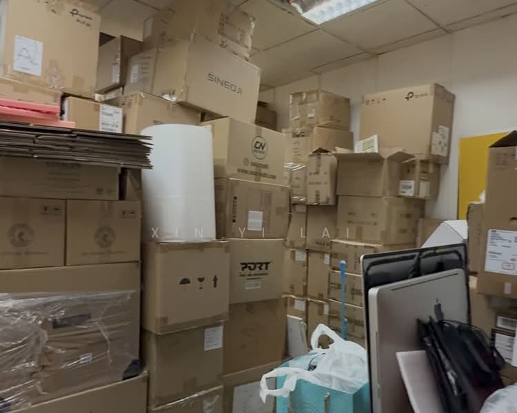 Sim Lim Square, 1 Rochor Canal Road, 312 sqft, Mall Shop For Sale, by Xin Yi Lai, 500092886 - Partitioned Store/ Office - CommercialGuru.com.sg