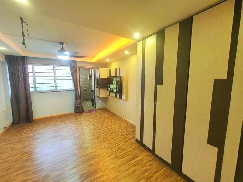 30 Jalan Bahagia HDB Flat For Sale at S$ 888,000 | PropertyGuru Singapore - Living Room