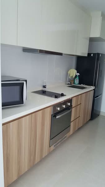 Natura @ Hillview Condominium For Sale at S$ 888,000 | PropertyGuru Singapore - Kitchen
