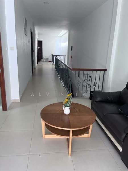 71 jalan gelengang, , Room Rental, 200 sqft, Semi-Detached House For Rent, by Alvin Tay, 500092896 - Corridor - PropertyGuru.com.sg
