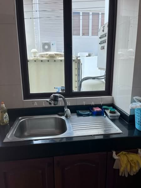71 jalan gelengang, , Room Rental, 200 sqft, Semi-Detached House For Rent, by Alvin Tay, 500092896 - Kitchen - PropertyGuru.com.sg