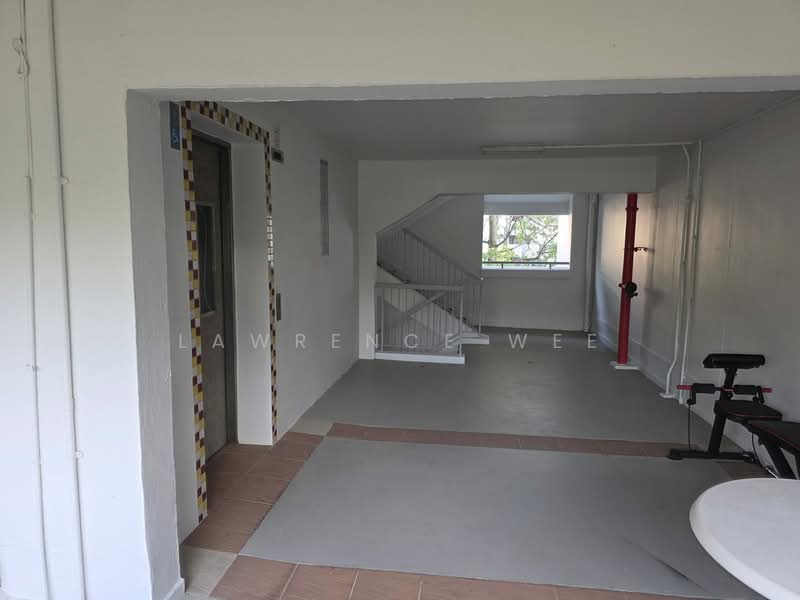 211 Serangoon Avenue 4, 211 Serangoon Avenue 4, 3 Bedrooms, 1,001 sqft, HDB Flat For Sale, by Lawrence Wee, 500092908 - Entrance - PropertyGuru.com.sg