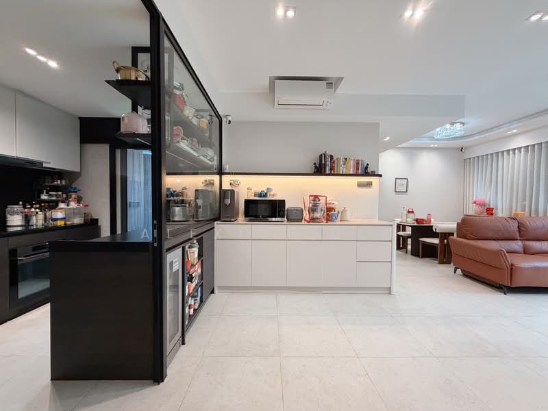 View at Kismis Condominium For Sale at S$ 2,890,000 | PropertyGuru Singapore - Kitchen