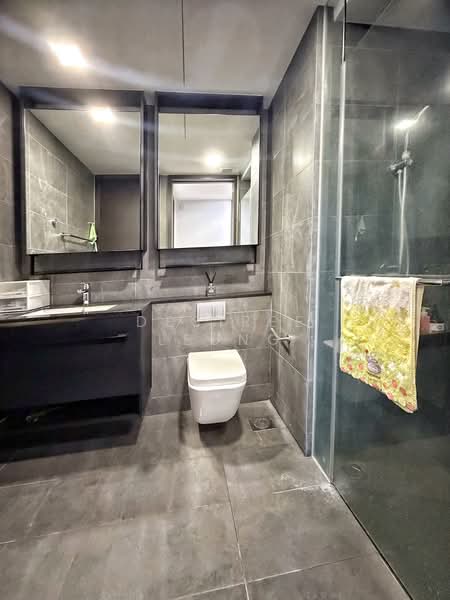 Park Colonial Condominium For Sale at S$ 1,490,000 | PropertyGuru Singapore - Bathroom