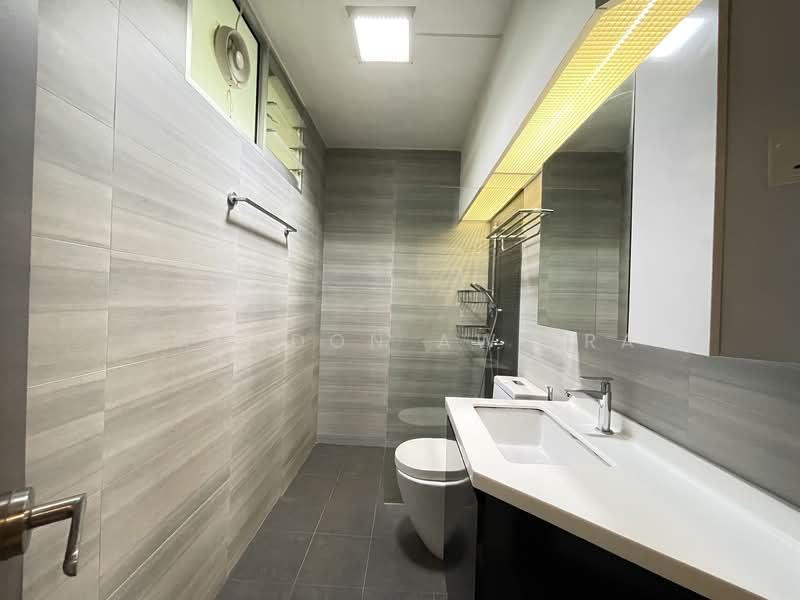 111A Depot Road, 111A Depot Road, 3 Bedrooms, 1,076 sqft, HDB Flat For Rent, by Brandon Aw ERA, 500092934 - Bathroom - PropertyGuru.com.sg