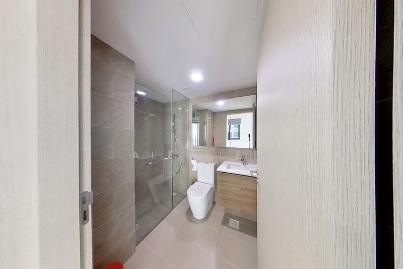 Treasure at Tampines Condominium For Sale at S$ 888,000 | PropertyGuru Singapore - Bathroom
