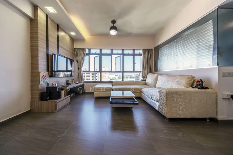 868A Tampines Avenue 8 HDB Flat For Sale at S$ 738,888 | PropertyGuru Singapore - Living Room