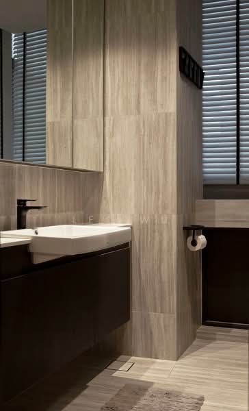 Lakepoint Condo Condominium For Sale at S$ 2,000,000 | PropertyGuru Singapore - Bathroom