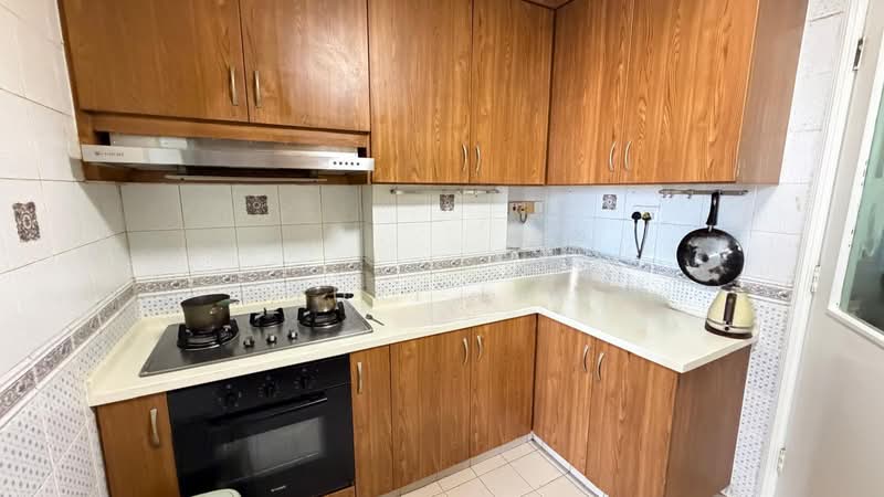 Astoria Park, 28 Lorong Mydin, 3 Bedrooms, 1,195 sqft, Condominium For Rent, by Yuki Lin, 500092953 - Kitchen - PropertyGuru.com.sg
