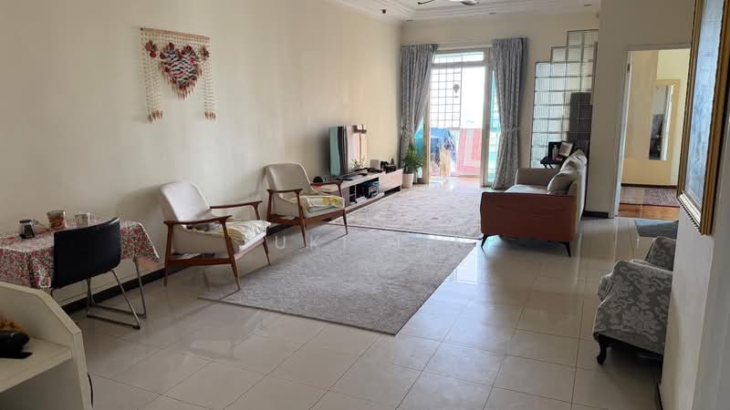 Astoria Park, 28 Lorong Mydin, 3 Bedrooms, 1,195 sqft, Condominium For Rent, by Yuki Lin, 500092953 - Living Room - PropertyGuru.com.sg