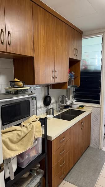 Astoria Park, 28 Lorong Mydin, 3 Bedrooms, 1,195 sqft, Condominium For Rent, by Yuki Lin, 500092953 - Kitchen - PropertyGuru.com.sg