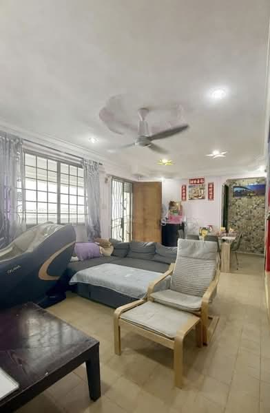 For Sale - 276 Yishun Street 22