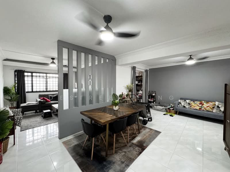 505 Serangoon North Avenue 4 HDB Flat For Sale at S$ 878,000 | PropertyGuru Singapore - Living Room