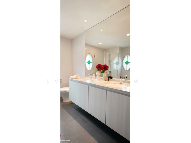 Gentle Villas Semi-Detached House For Sale at S$ 6,843,250 | PropertyGuru Singapore - Bathroom