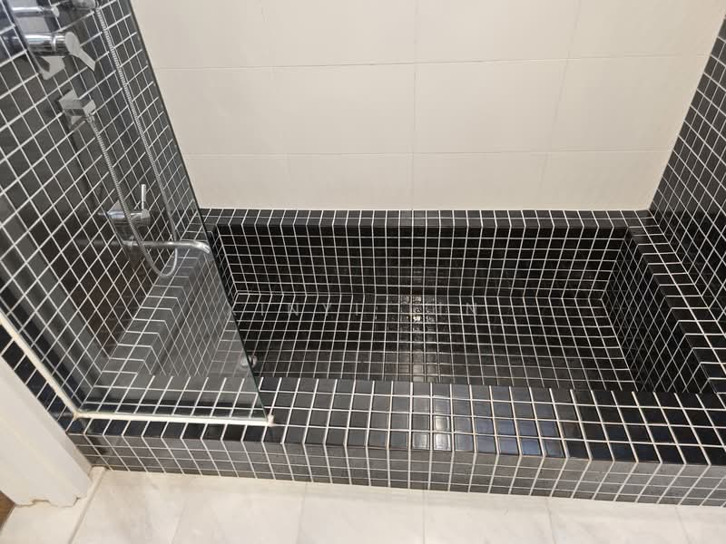 Ferraria Park Condo, 8 Flora Drive, 3 Bedrooms, 1,216 sqft, Condominium For Rent, by Xinyi Lin, 500092981 - Bathroom - PropertyGuru.com.sg