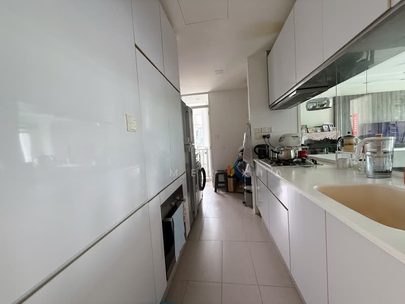 The Cascadia Condominium For Sale at S$ 2,999,999 | PropertyGuru Singapore - Kitchen