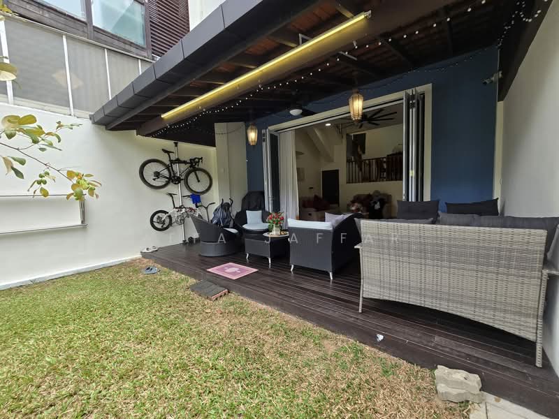 Loyang Villas Terraced House For Sale at S$ 2,650,000 | PropertyGuru Singapore - Exterior