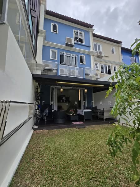 Loyang Villas Terraced House For Sale at S$ 2,650,000 | PropertyGuru Singapore - Exterior