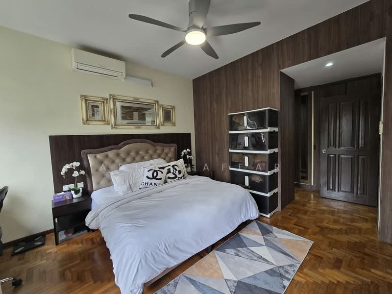 Loyang Villas Terraced House For Sale at S$ 2,650,000 | PropertyGuru Singapore - Bedroom