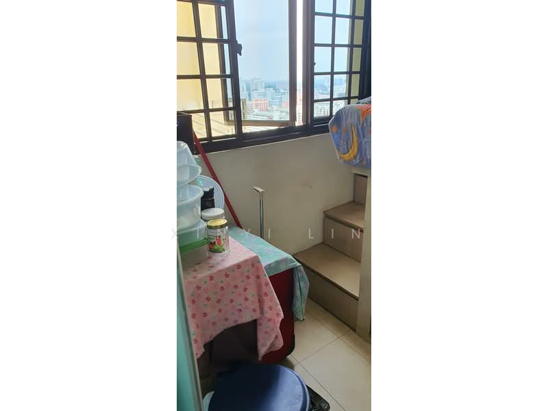62 Lorong 4 Toa Payoh, 62 Lorong 4 Toa Payoh, 3 Bedrooms, 1,292 sqft, HDB Flat For Rent, by Xinyi Lin, 500093010 - View - PropertyGuru.com.sg