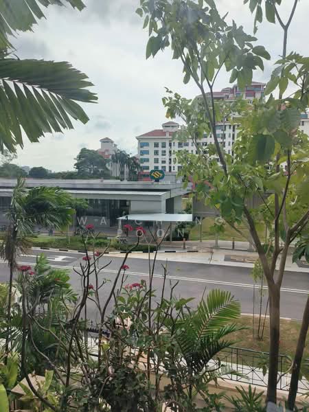 Pebble Bay Condominium For Sale at S$ 1,688,888 | PropertyGuru Singapore - MRT 