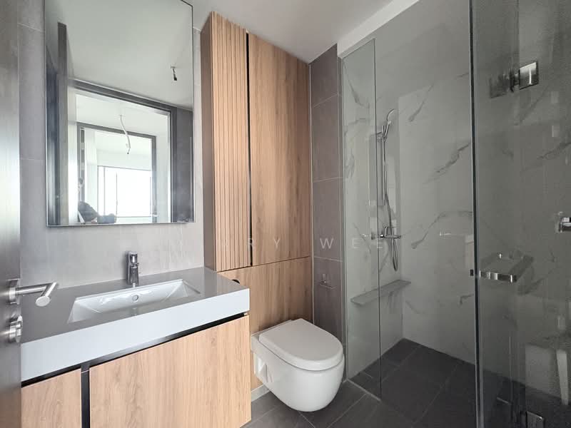 AMO Residence Condominium For Sale at S$ 1,900,000 | PropertyGuru Singapore - Bathroom