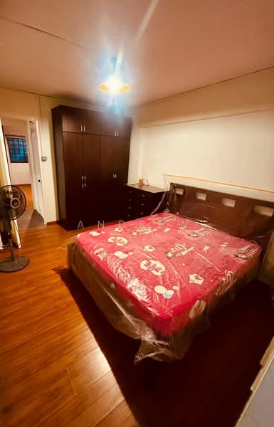 701 West Coast Road, 701 West Coast Road, 2 Bedrooms, 721 sqft, HDB Flat For Rent, by Andrew Pat, 500093020 - Master Bedroom - PropertyGuru.com.sg