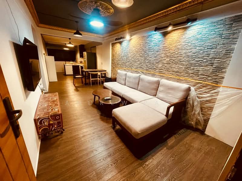 701 West Coast Road, 701 West Coast Road, 2 Bedrooms, 721 sqft, HDB Flat For Rent, by Andrew Pat, 500093020 - Living Room - PropertyGuru.com.sg