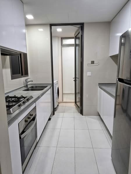 Kovan Regency, 38 Kovan Rise, 3 Bedrooms, 1,055 sqft, Condominium For Rent, by Ken Tay, 500093025 - Kitchen - PropertyGuru.com.sg