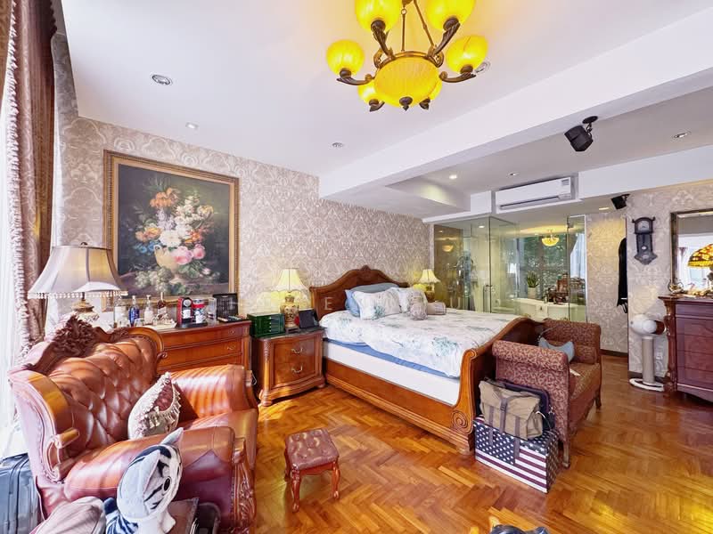 The Gardens At Gerald Cluster House For Sale at S$ 3,560,000 | PropertyGuru Singapore - Master Bedroom