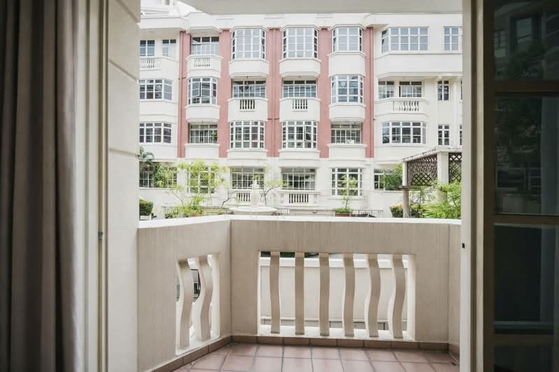 Laguna Green Condominium For Sale at S$ 1,599,000 | PropertyGuru Singapore - Balcony