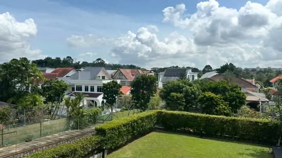 Beautiful Elevated Land Hua Guan Avenue - Redevelopment In Bukit Timah, Hua Guan Avenue/ Dunearn Road, Tanglin / Holland / Bukit Timah, 5 Bedrooms, 4,000 sqft, Detached House For Sale, by Bernard Wu, 500093043 - PropertyGuru.com.sg