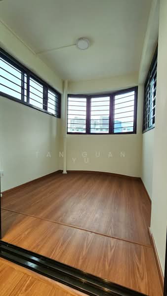 327 Ang Mo Kio Avenue 3, 327 Ang Mo Kio Avenue 3, 3 Bedrooms, 1,054 sqft, HDB Flat For Rent, by Tan Guan Yu, 500093047 - Interior - PropertyGuru.com.sg