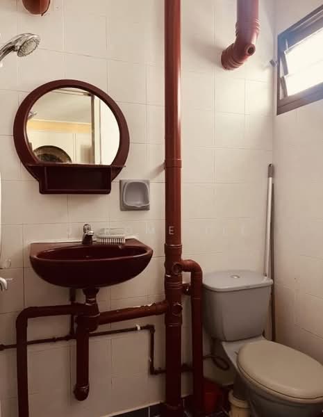 322 Ang Mo Kio Avenue 3, 322 Ang Mo Kio Avenue 3, Room Rental, 160 sqft, HDB Flat For Rent, by Jerome Tee, 500093060 - Bathroom - PropertyGuru.com.sg