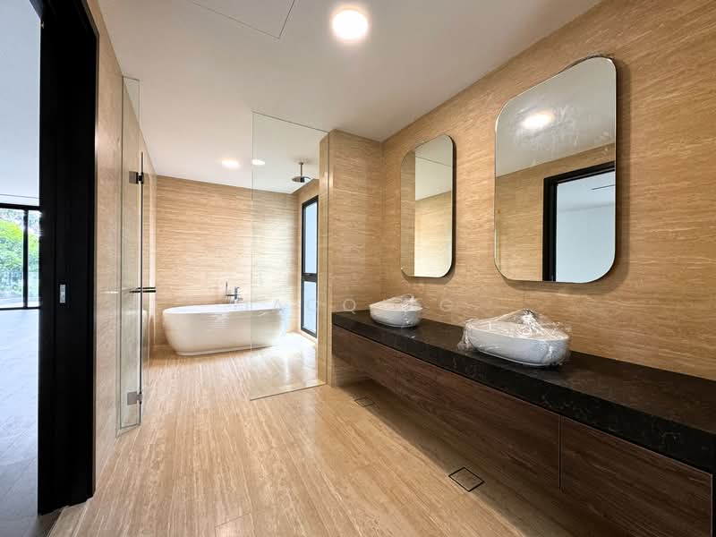 Brand New Freehold Detached Near Henry Park Primary | 4-Car Parking | Spacious Bedrooms Detached House For Sale at S$ 19,788,888 | PropertyGuru Singapore - Bathroom