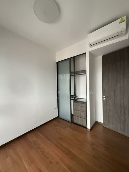 The M, 30 Middle Road, 2 Bedrooms, 592 sqft, Condominium For Rent, by Samantha Leow, 500093073 - Bedroom - PropertyGuru.com.sg