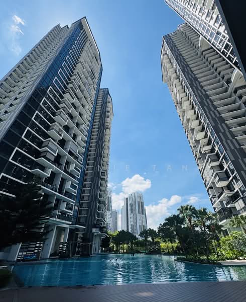 The Trilinq Condominium For Sale at S$ 2,700,000 | PropertyGuru Singapore - Condo ground