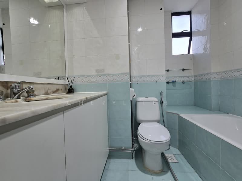 Arthur Mansions, 125 Arthur Road, Room Rental, 200 sqft, Condominium For Rent, by Cheryl Teh, 500093089 - Master Bathroom - PropertyGuru.com.sg