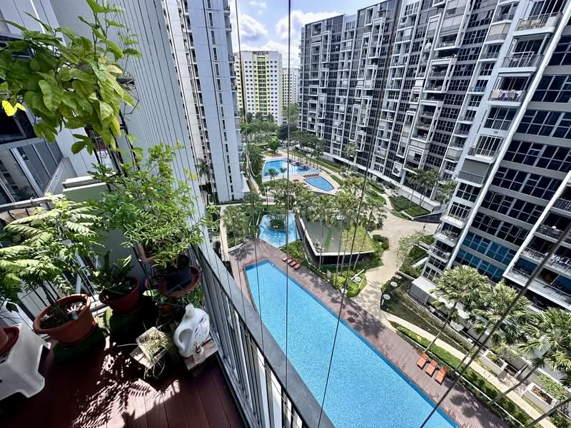 Prive, 33 Punggol Field, 3 Bedrooms, 1,087 sqft, Executive Condominium For Rent, by Shem Wee, 500093093 - Balcony - PropertyGuru.com.sg
