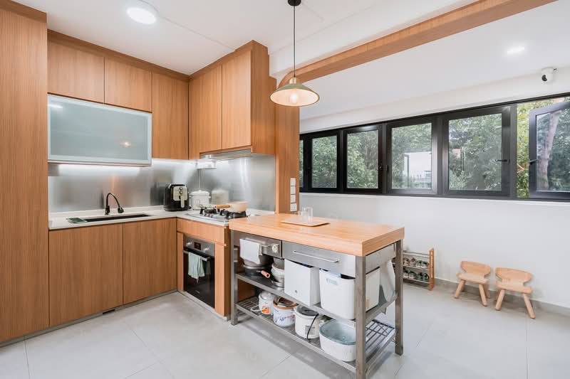 820 Yishun Street 81 HDB Flat For Sale at S$ 770,000 | PropertyGuru Singapore - Kitchen