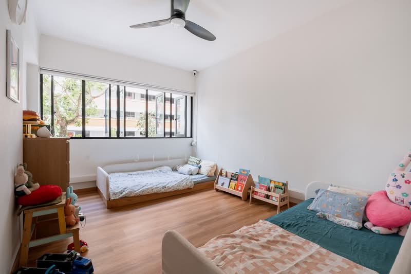 820 Yishun Street 81 HDB Flat For Sale at S$ 770,000 | PropertyGuru Singapore - Bedroom