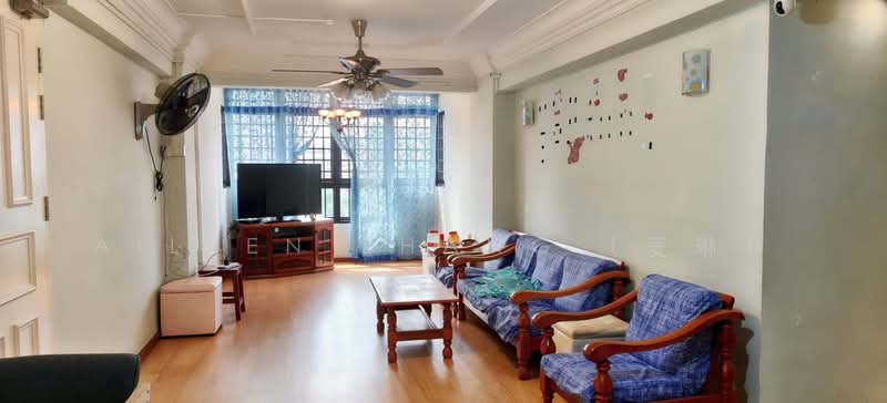 101 Whampoa Drive HDB Flat For Sale at S$ 550,000 | PropertyGuru Singapore - Living Room