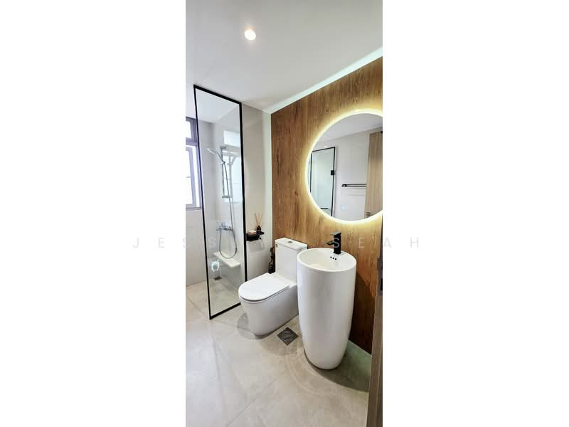 Sol Acres, 2 Choa Chu Kang Grove, 4 Bedrooms, 1,098 sqft, Executive Condominium For Sale, by Jesslyn Seah, 500093098 - Bathroom - PropertyGuru.com.sg