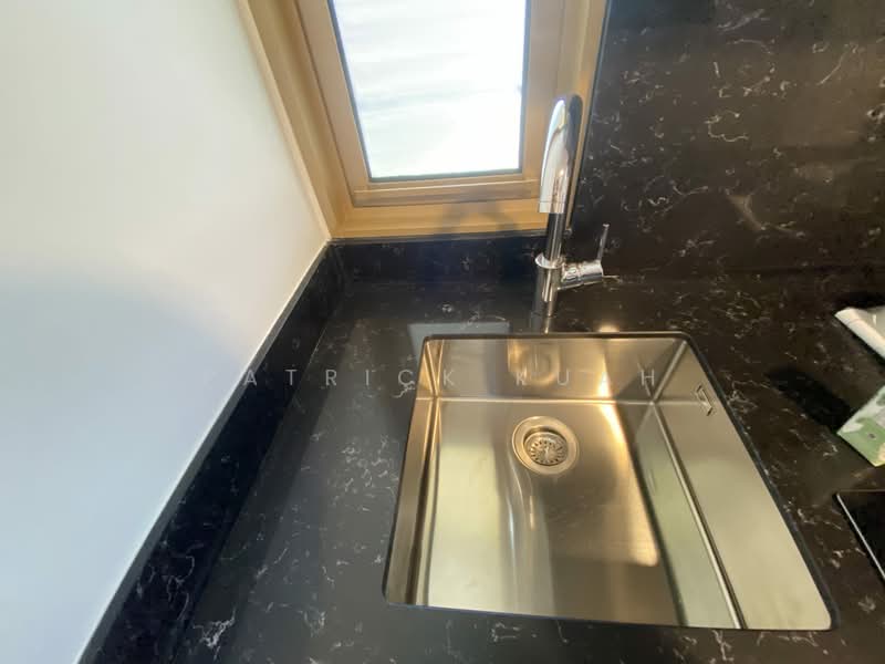 One Draycott, 1 Draycott Park, 2 Bedrooms, 732 sqft, Condominium For Rent, by Patrick Kuah, 500093102 - Kitchen - PropertyGuru.com.sg