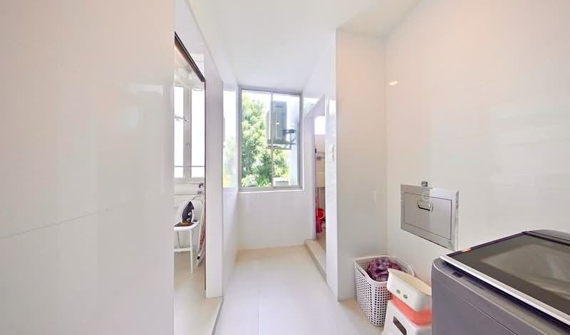 Sin Ming Plaza Apartment For Sale at S$ 2,880,000 | PropertyGuru Singapore - Interior