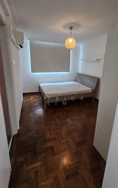 Blossom Mansions, 5 Lorong 37 Geylang, 1 Bedroom, 250 sqft, Condominium For Rent, by Patrick Lim, 500093115 - Spacious Master Bedroom - PropertyGuru.com.sg