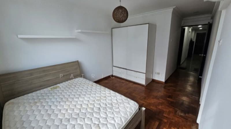 Blossom Mansions, 5 Lorong 37 Geylang, 1 Bedroom, 250 sqft, Condominium For Rent, by Patrick Lim, 500093115 - Spacious Master Bedroom - PropertyGuru.com.sg